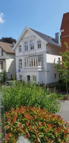 Im Dobbenviertel mit Terrasse 3 Doppelzimmer 98qm